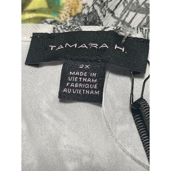 Tamara H Black & White Jungle Print Short Sleeve Top Size 2X - Picture 6 of 10